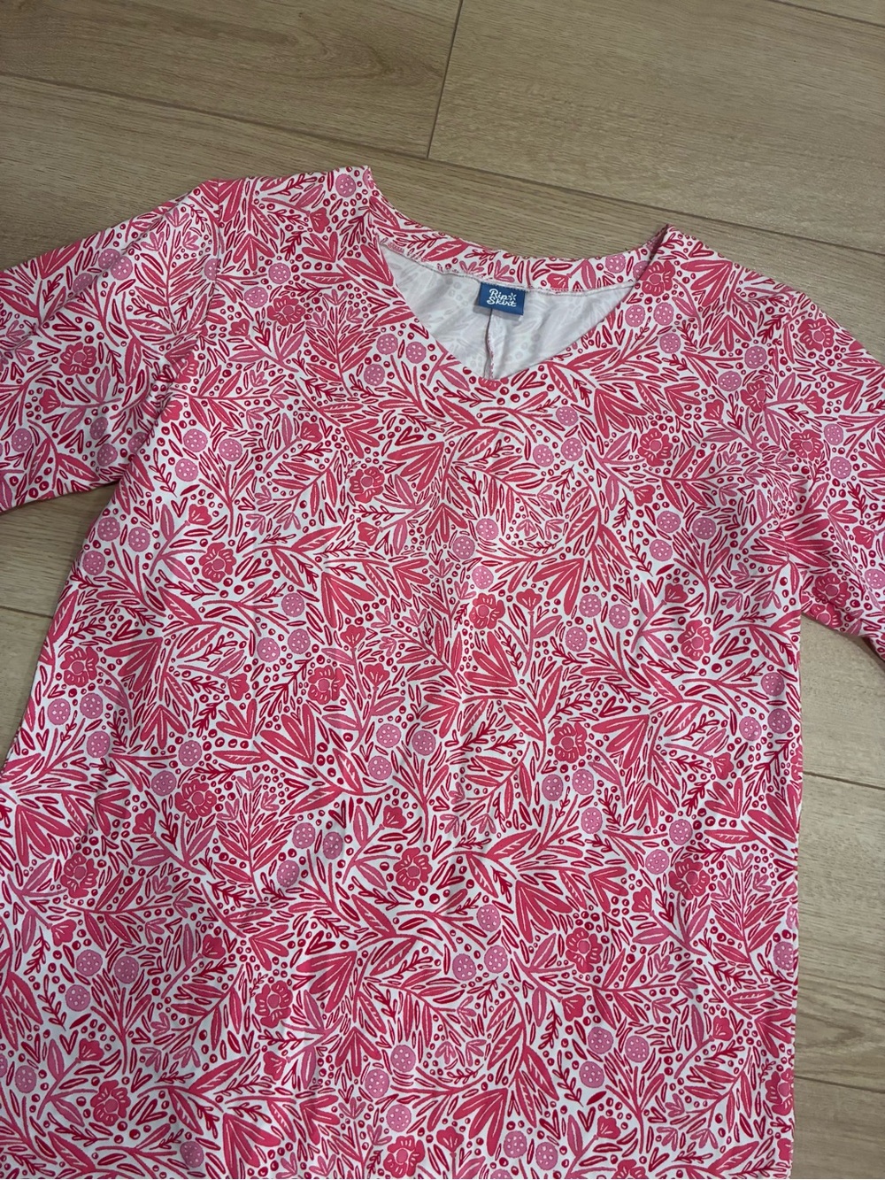 RipSkirt Hawaii Women’s Bamboo Sleep Shirt Pink White Floral Size M/L